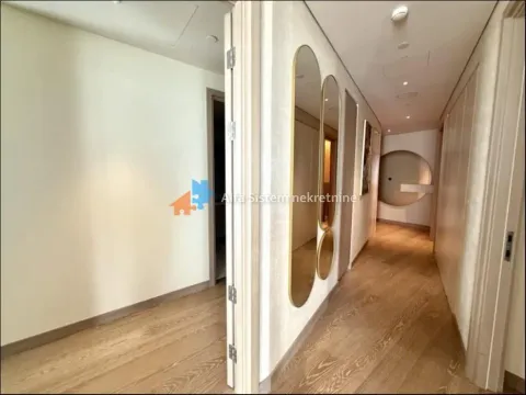Izdavanje, trosoban stan, 98m², Savski Venac, Beograd - image 15