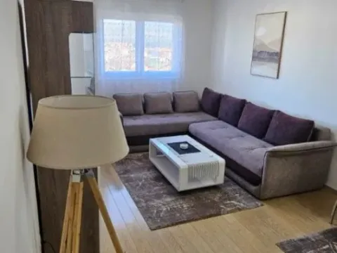 Izdavanje, jednosoban stan, 47m², City Kvart, Podgorica - image 3