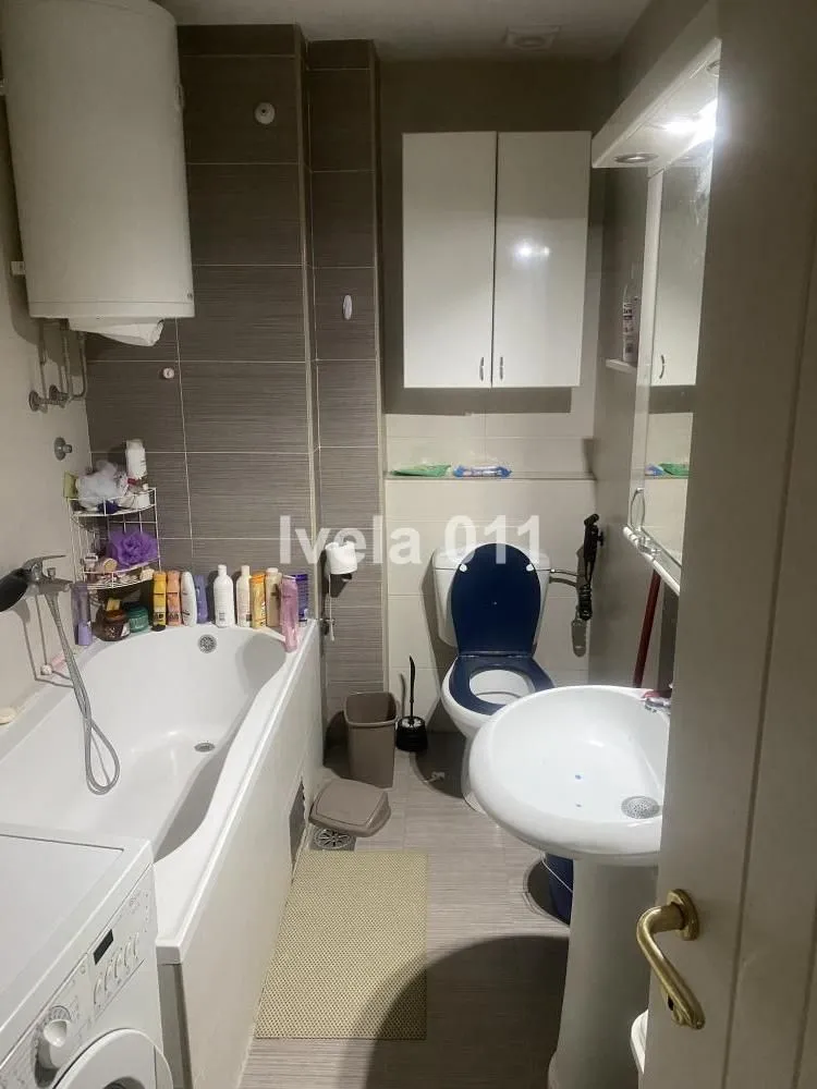 Prodaja, trosoban stan, 75m², Južni Bulevar, Vračar Sve Podlokacije