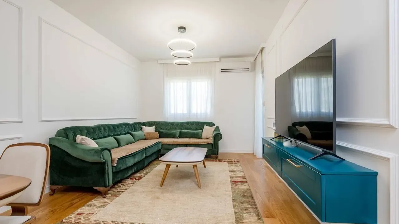Prodaja, jednosoban stan, 52m², Centar, Bar