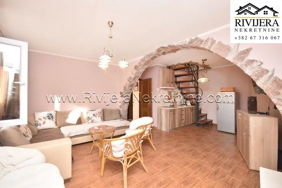 Prodaja, kuća, 150m², Baošići, Herceg Novi