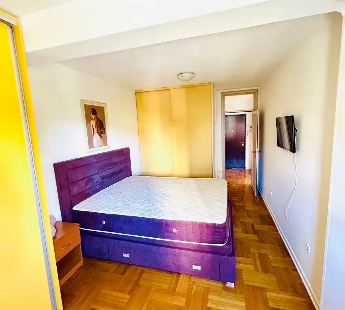 Izdavanje, jednosoban stan, 56m², Momišići, Podgorica