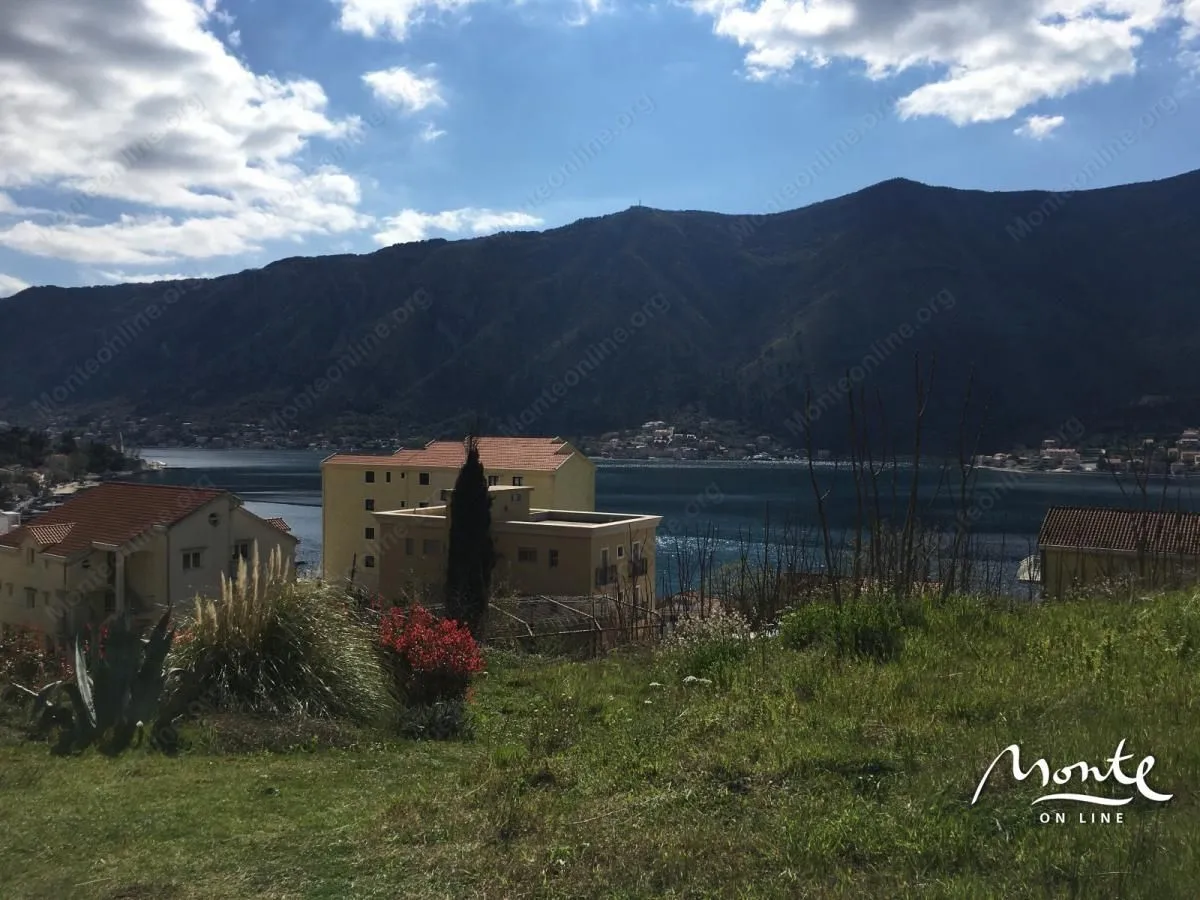 Prodaja, plac, 3060m², Dobrota, Kotor