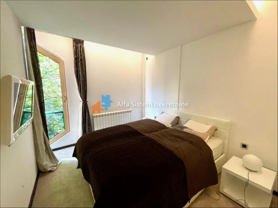 Rent, four bedroom apartment, 87m², Stari Grad, Beograd