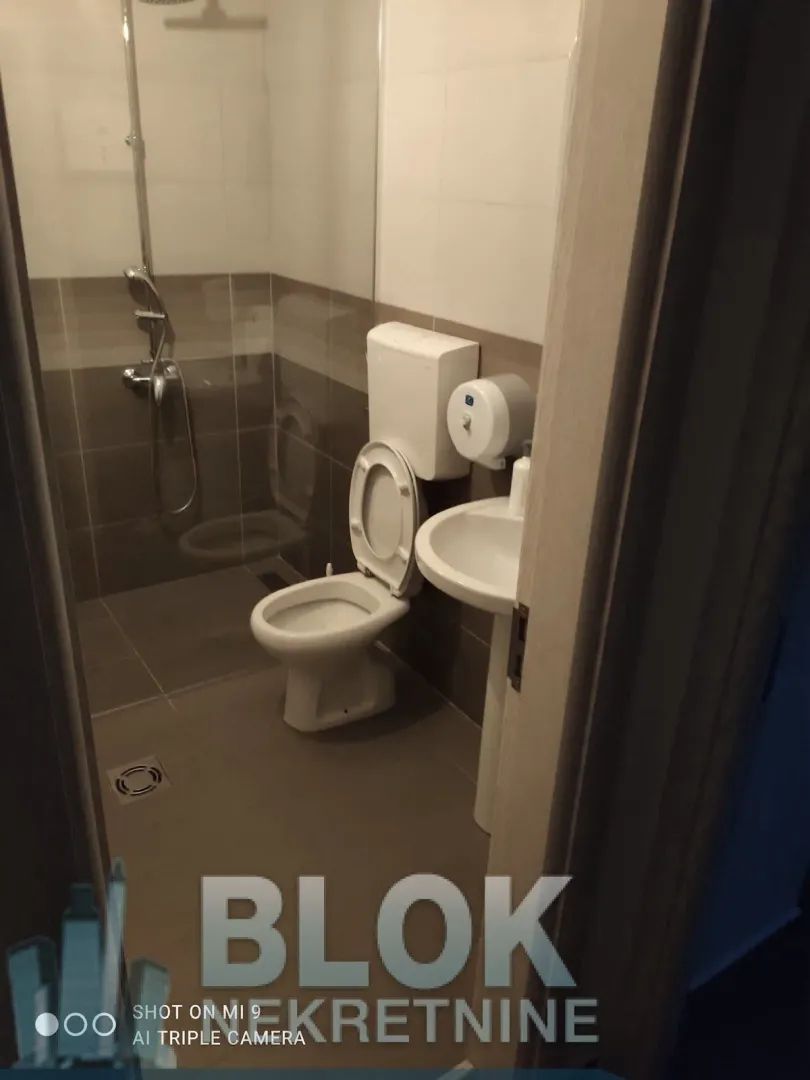 Izdavanje, trosoban stan, 70m², Tološi, Podgorica