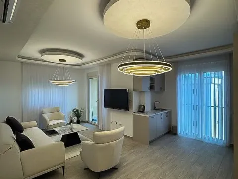 Prodaja, garsonjera, 75m², Bečići, Budva