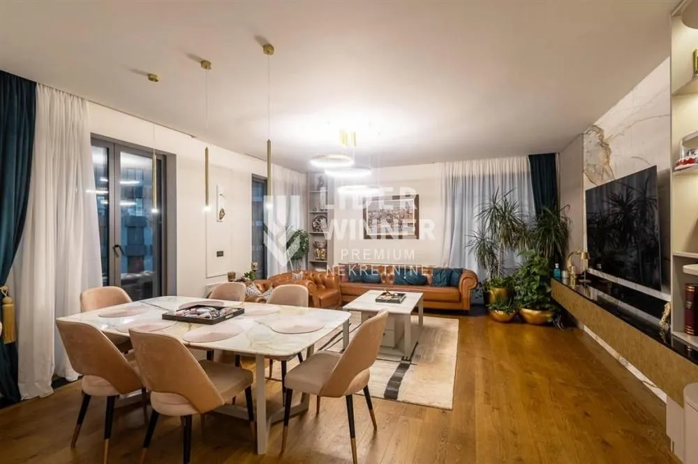 Prodaja, stan, 244m², Stari Grad, Beograd