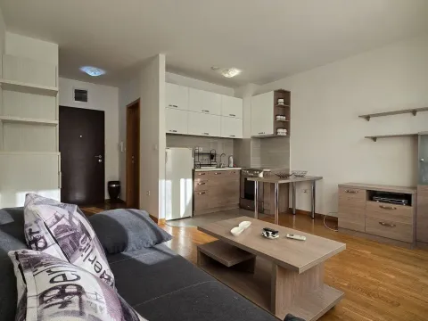 Sale, apartment, 38m², City Kvart, Podgorica - image 1