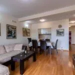 Izdavanje, dvosoban stan, 82m², Petrovac, Budva - image 10