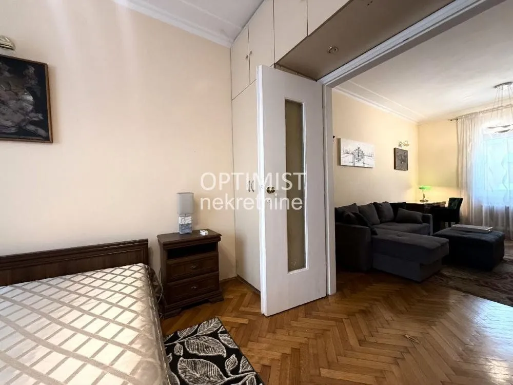 Izdavanje, dvosoban stan, 40m², Stari Grad, Beograd