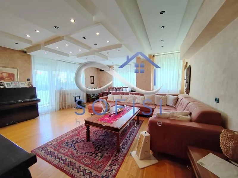 Sale, four bedroom apartment, 115m², Grbavica, Novi Sad Sve Podlokacije