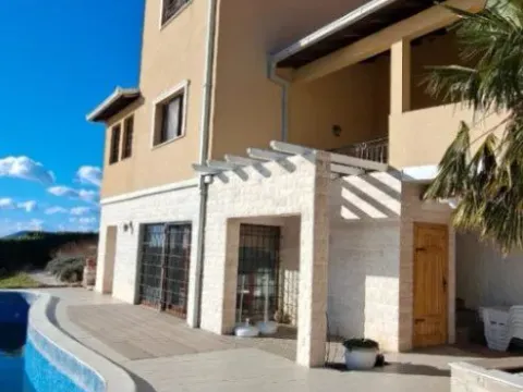 Izdavanje, kuća, 300m², Kuljače, Budva - image 3