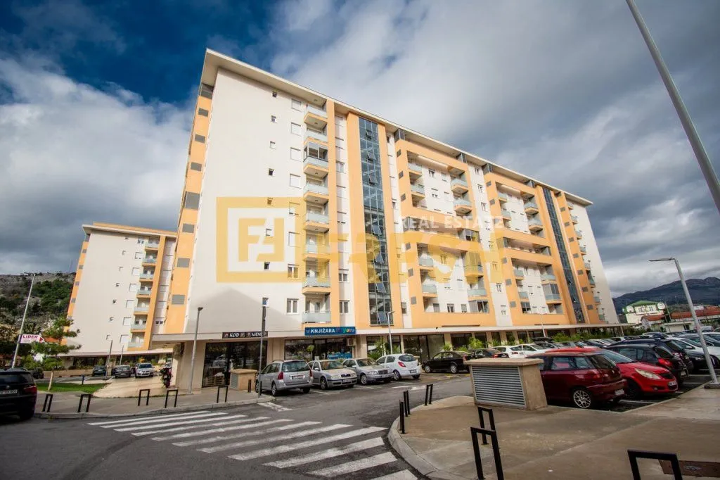 Prodaja, trosoban stan, 100m², Zagorič, Podgorica