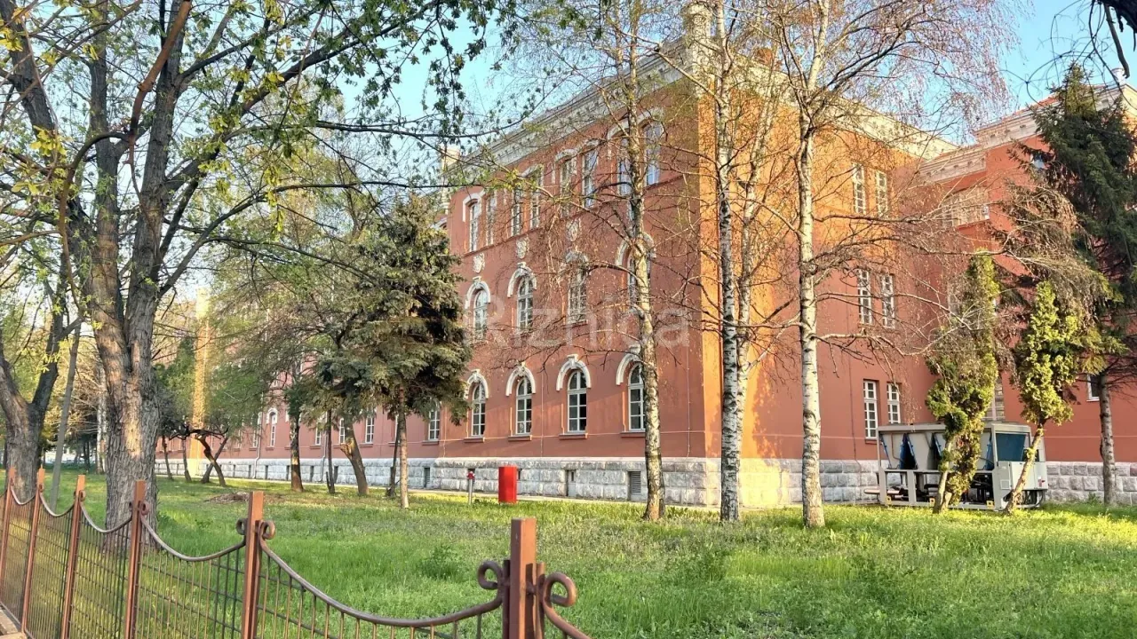 Rent, one bedroom apartment, 52m², Niš, Srbija