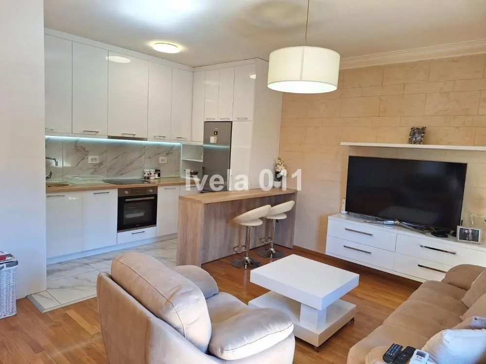 Prodaja, dvosoban stan, 65m², Voždovac Sve Podlokacije, Beograd