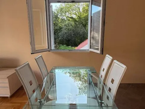 Sale, one bedroom apartment, 56m², Bečići, Budva - image 3