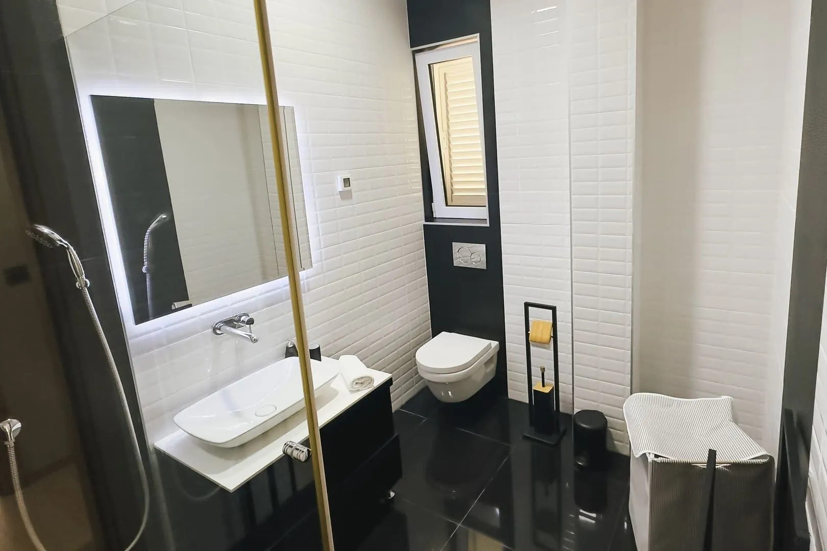 Sale, house, 267m², Dobrota, Kotor