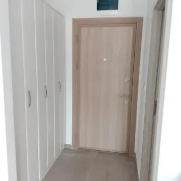 Izdavanje, garsonjera, 33m², Centar, Podgorica - image 3