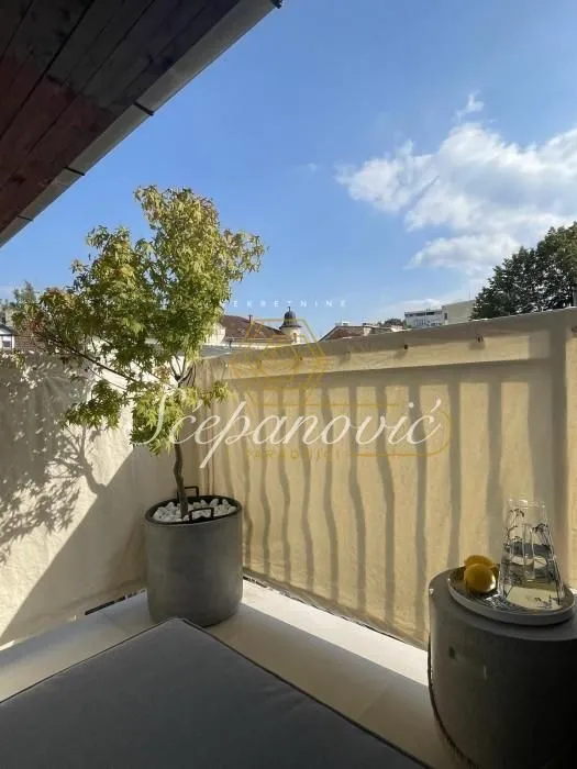 Prodaja, dvosoban stan, 55m², Stari grad, Novi Sad