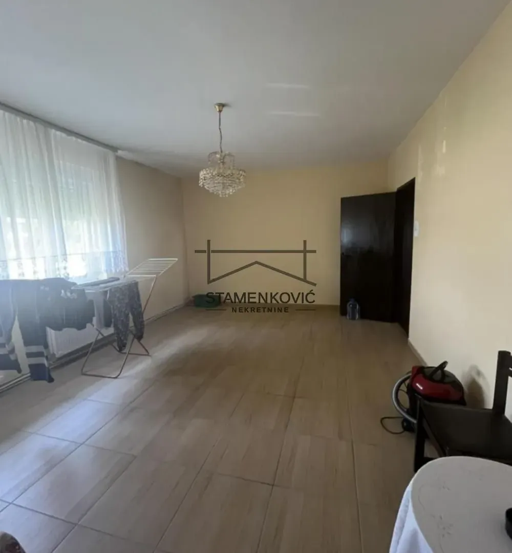 Prodaja, kuća, 214m², Kovilj, Novi Sad Sve Podlokacije