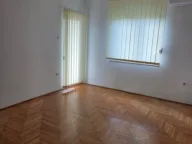 Izdavanje, dvosoban stan, 60m², Preko Morače, Podgorica - image 5