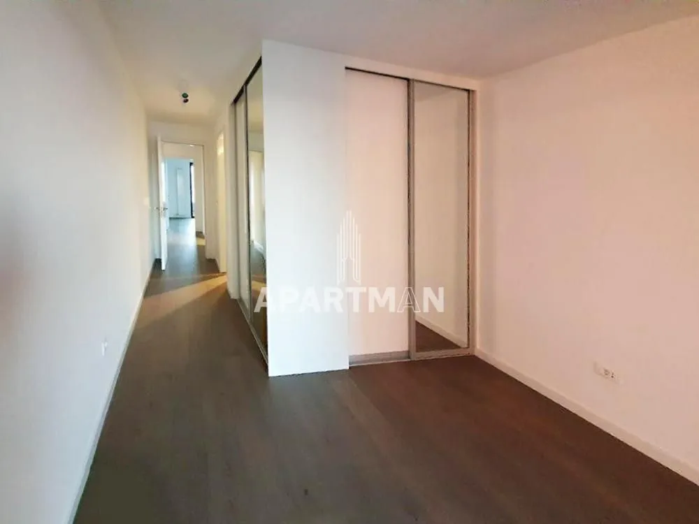 Rent, four bedroom apartment, 125m², Stari Grad, Beograd