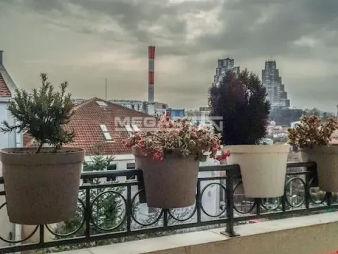 Prodaja, trosoban stan, 75m², Uciteljsko Naselje, Zvezdara Sve Podlokacije - image 9