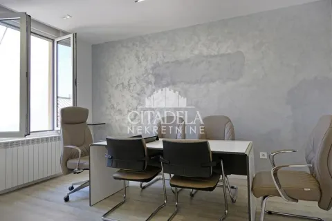 Prodaja, stan, 118m², Đeram Pijaca, Beograd - image 16