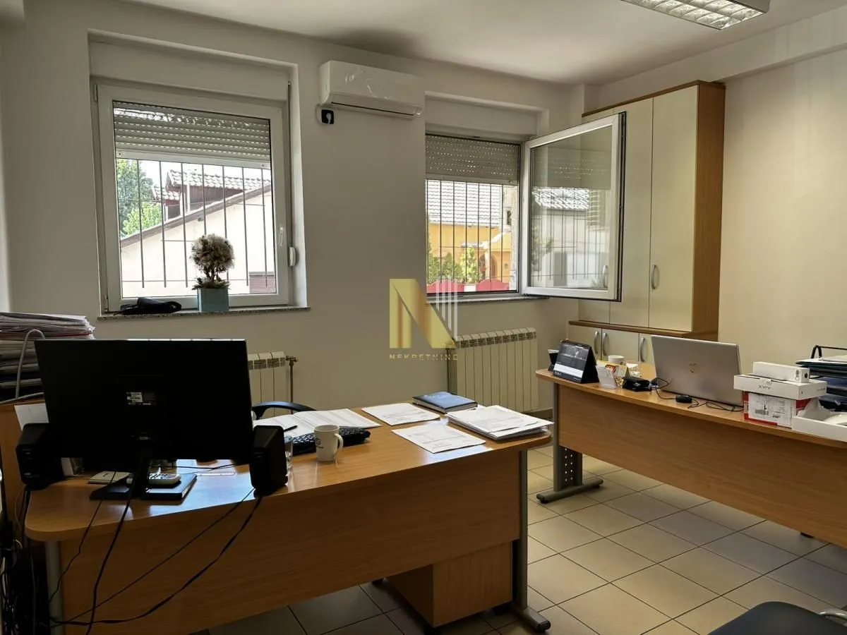 Sale, office space, 129m², Podbara, Novi Sad Sve Podlokacije