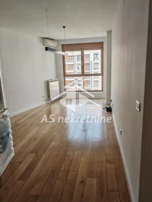 Izdavanje, dvosoban stan, 63m², Tašmajdan, Palilula Sve Podlokacije