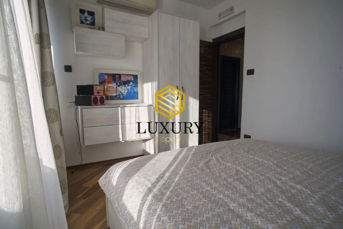 Prodaja, jednosoban stan, 90m², Kod Big Fashion-a, Podgorica