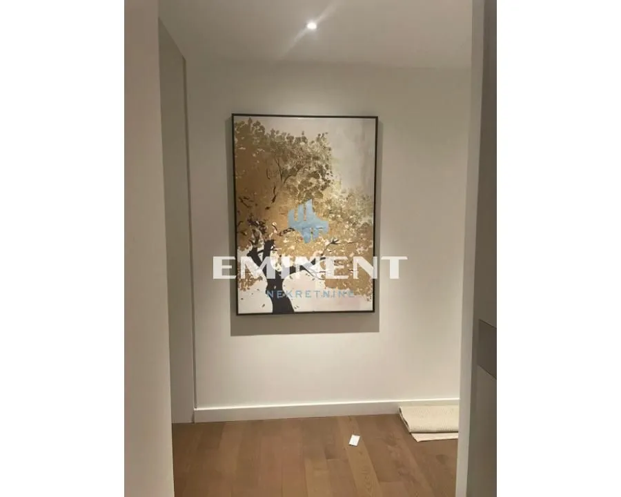 Rent, four bedroom apartment, 140m², Savski Venac, Beograd