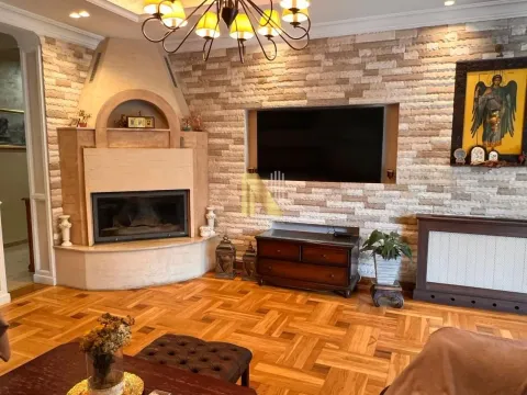 Rent, house, 356m², Čenej, Novi Sad Sve Podlokacije - image 8