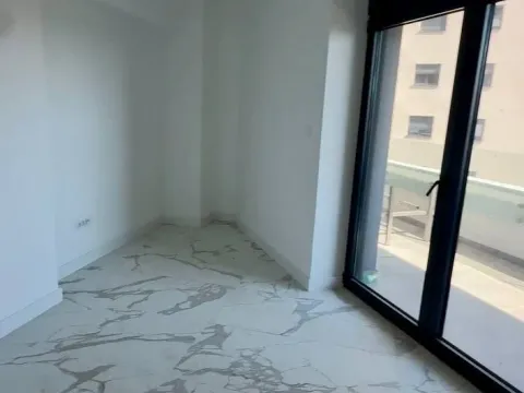 Prodaja, trosoban stan, 148m², Centar, Bar - image 7