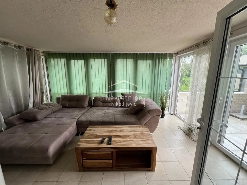Prodaja, kuća, 650m², Babe, Sopot