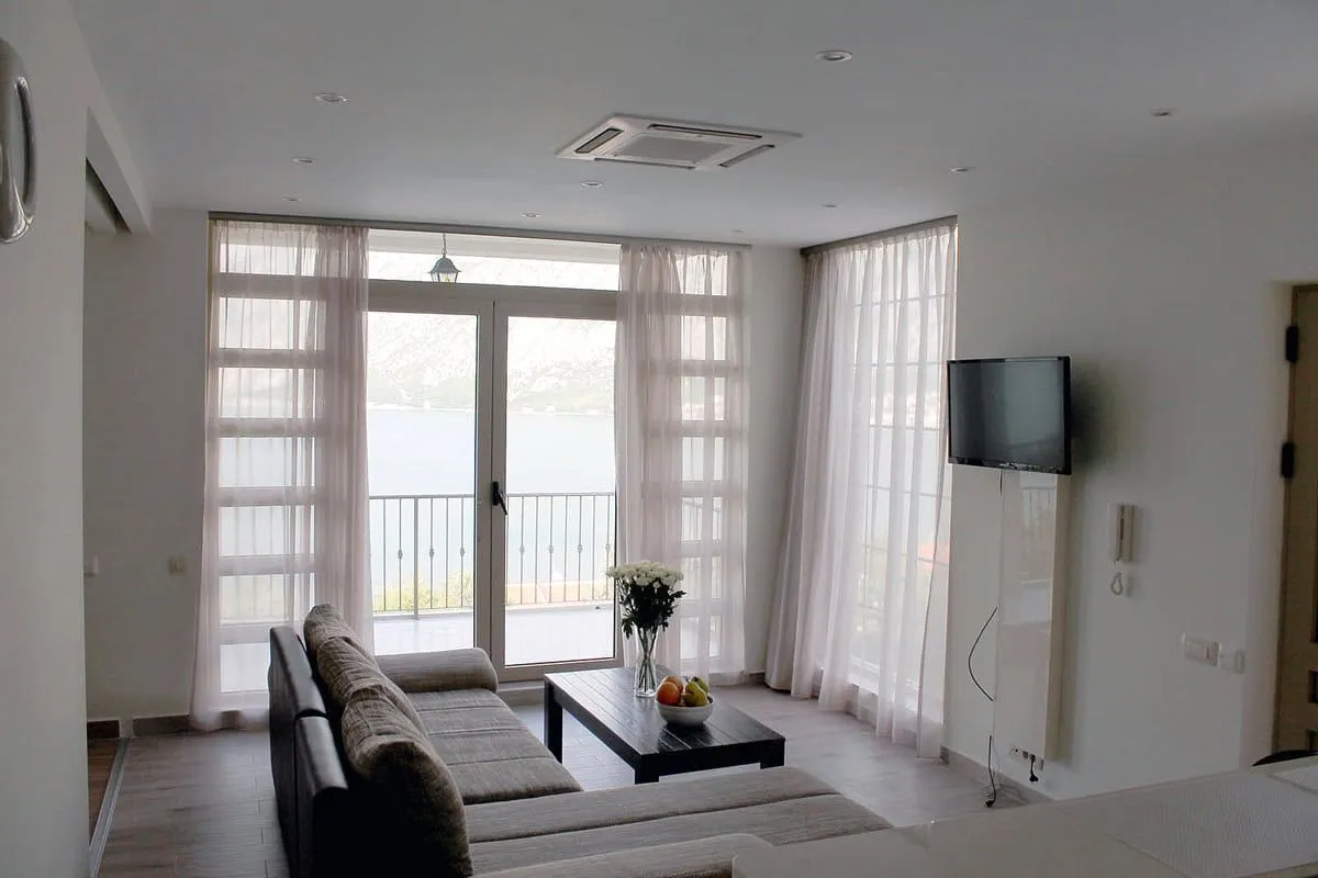 Prodaja, trosoban stan, 107m², Prčanj, Kotor