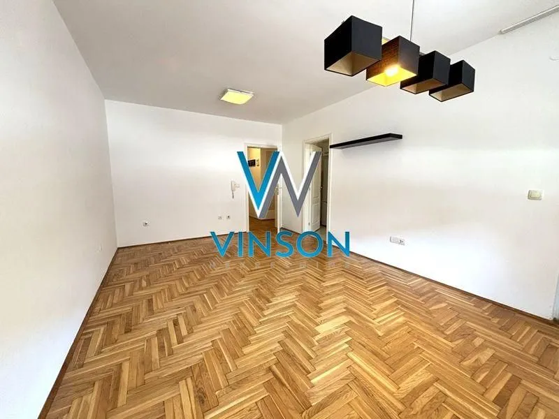Izdavanje, dvosoban stan, 55m², Železnička Stanica, Novi Sad Sve Podlokacije