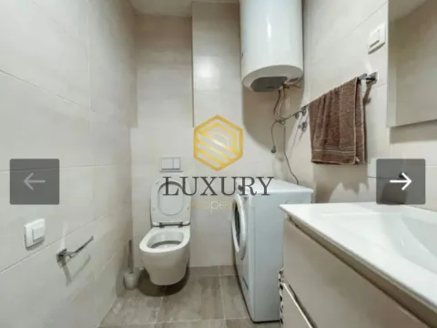 Izdavanje, dvosoban stan, 70m², Master Kvart, Podgorica - image 8