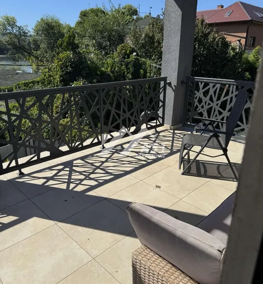 Rent, house, 300m², Kamenjar, Novi Sad Sve Podlokacije