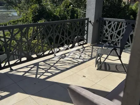 Izdavanje, kuća, 300m², Kamenjar, Novi Sad Sve Podlokacije - image 11