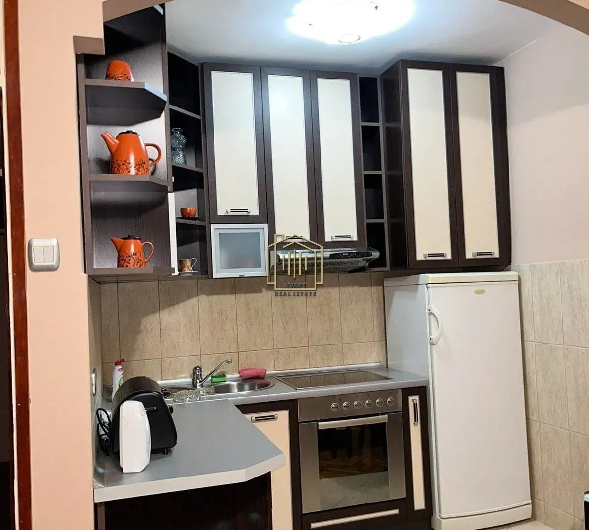 Rent, two bedroom apartment, 65m², Pejton, Podgorica