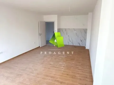Sale, two bedroom apartment, 73m², Pantelej, Niš - image 2