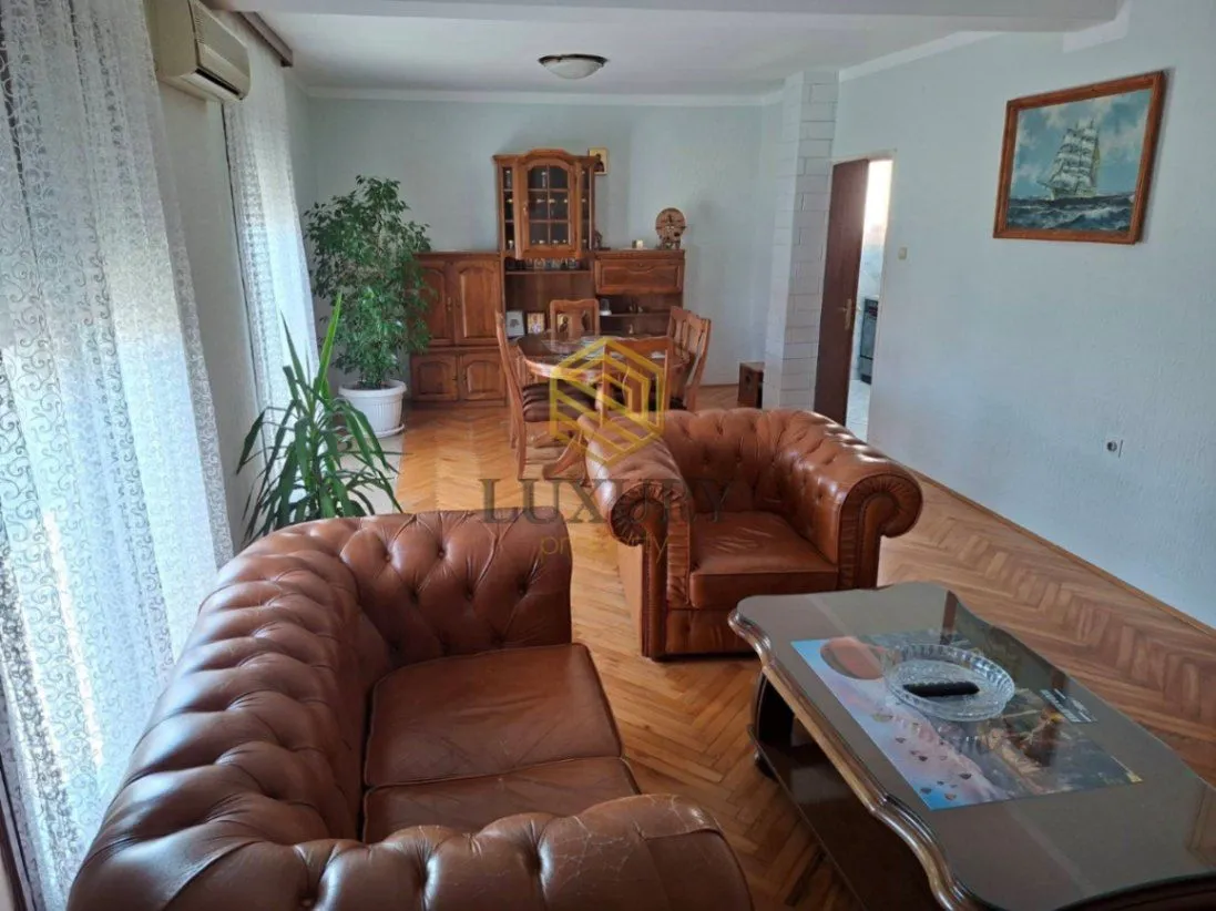 Izdavanje, kuća, 100m², Zagorič, Podgorica
