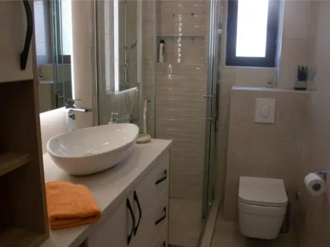 Izdavanje, jednosoban stan, 54m², Kava, Tivat - image 12