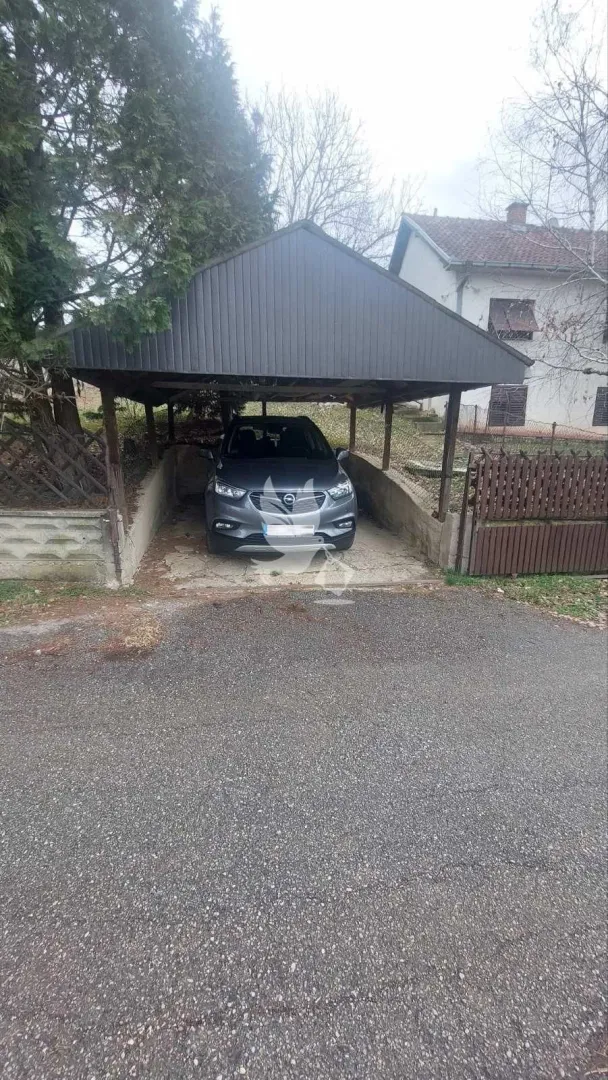 Sale, house, 100m², Mladenovac, Beograd