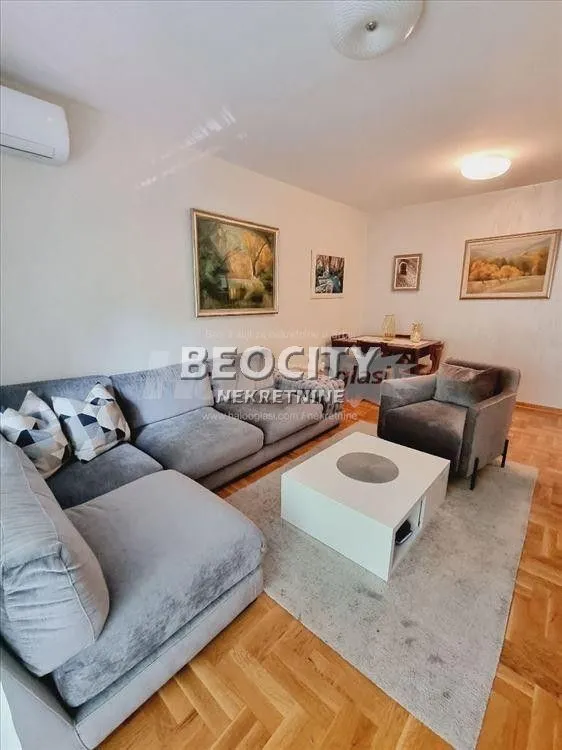 Sale, three bedroom apartment, 60m², Stari Merkator, Novi Beograd Sve Podlokacije