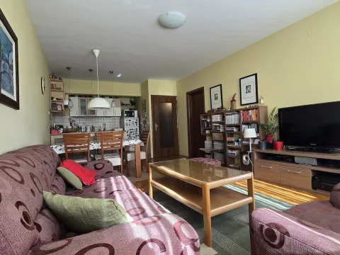Sale, apartment, 90m², Blok 9, Podgorica - image 1
