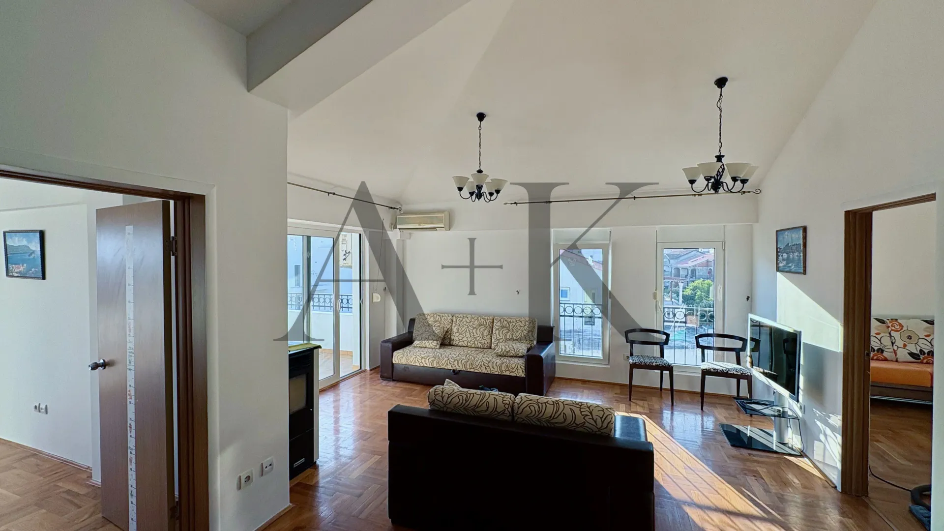Sale, three bedroom apartment, 100m², Podmaine, Budva