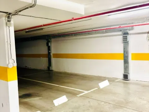 Sale, parking/garage, 13m², Zemun Sve Podlokacije, Beograd - image 3