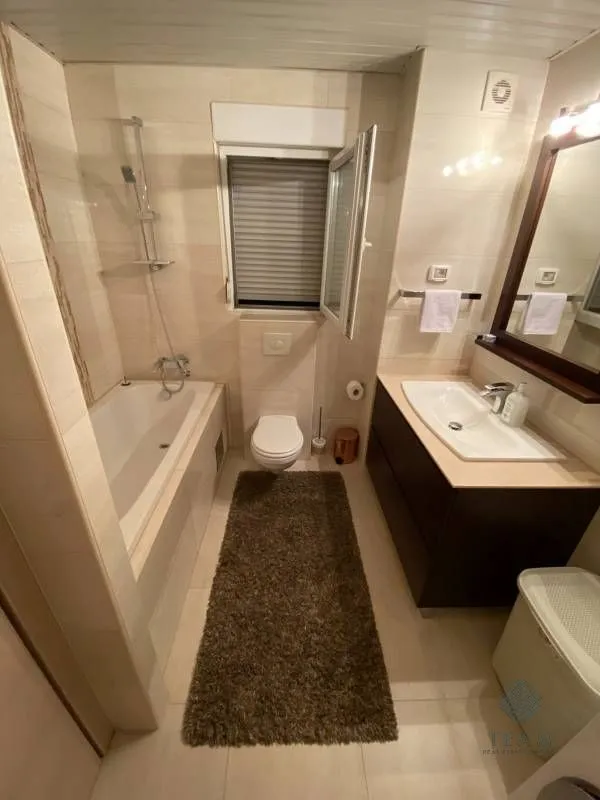 Rent, three bedroom apartment, 120m², City Kvart, Podgorica